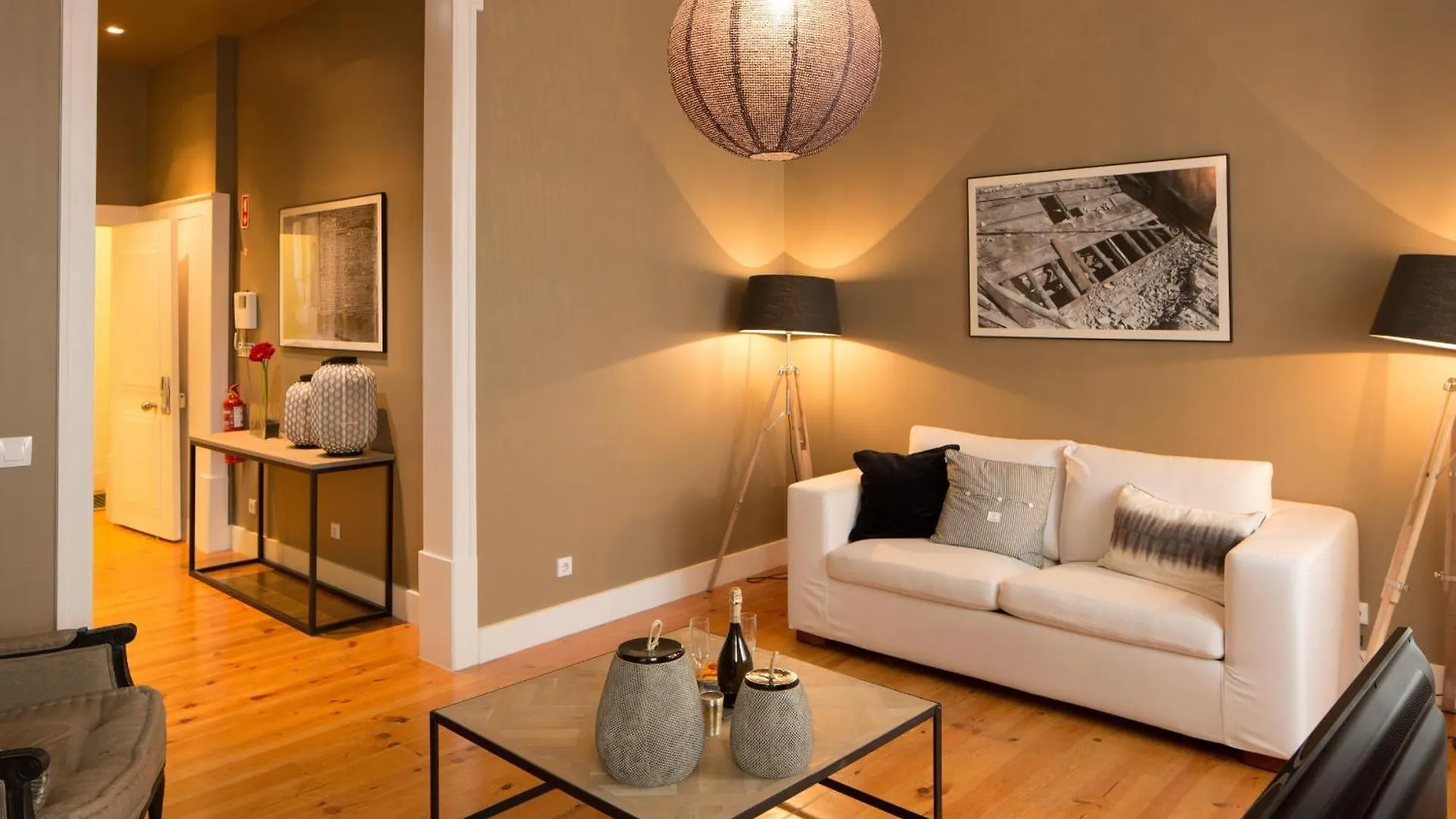 ליסבון Apartamento No Cais Do Sodre, Zona Com Muita Vida Noturna, Ttlsp55 דירה