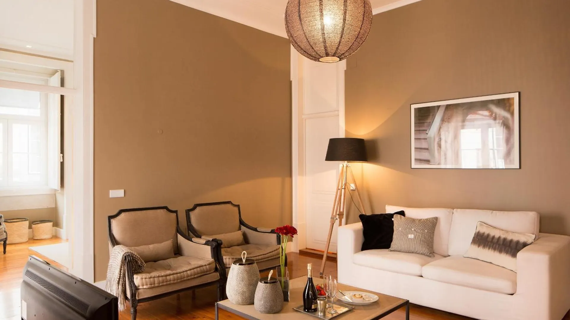 ליסבון Apartamento No Cais Do Sodre, Zona Com Muita Vida Noturna, Ttlsp55 דירה